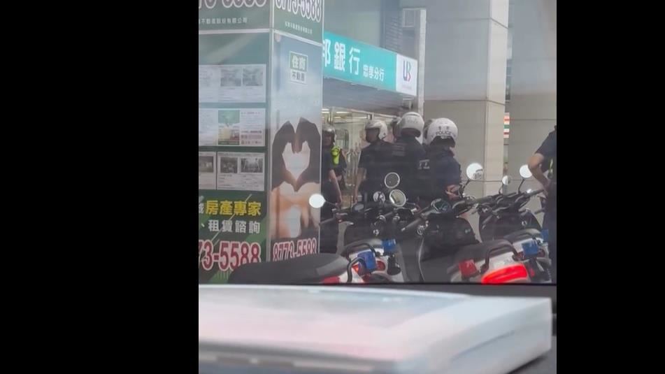 勸女友弟回家！男北市東區持刀追逐糗了...