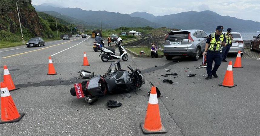東北角濱海公路驚悚車禍　休旅車左轉害...