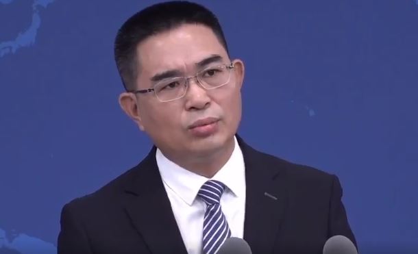 矢板明夫遭港男襲擊！中國國台辦瞎扯「...