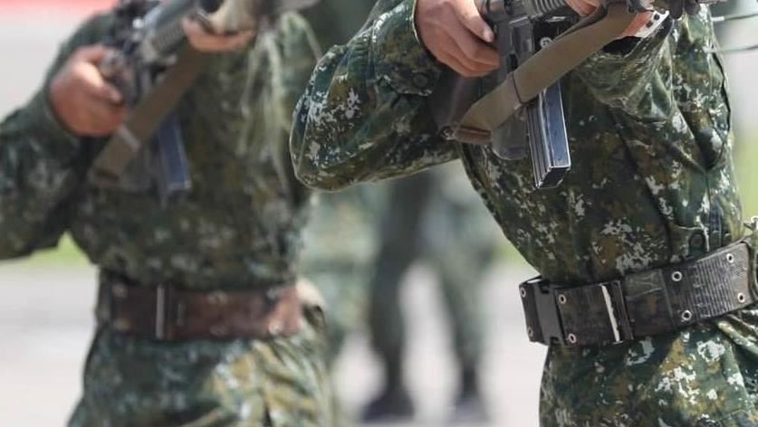 陸軍少校偷吃《莒光園地》女主播！爽睡...