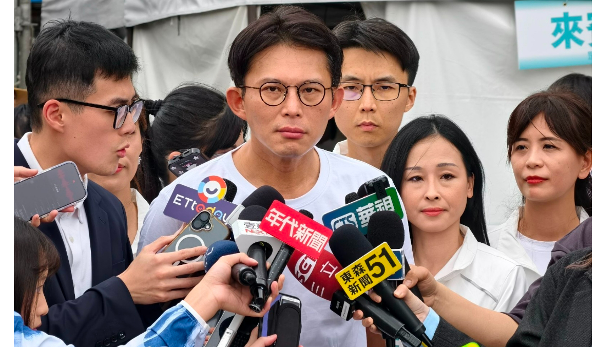黃國昌轟阿北判決書找無「沈慶京滿意微笑」 台北地院秀「這串字」打臉