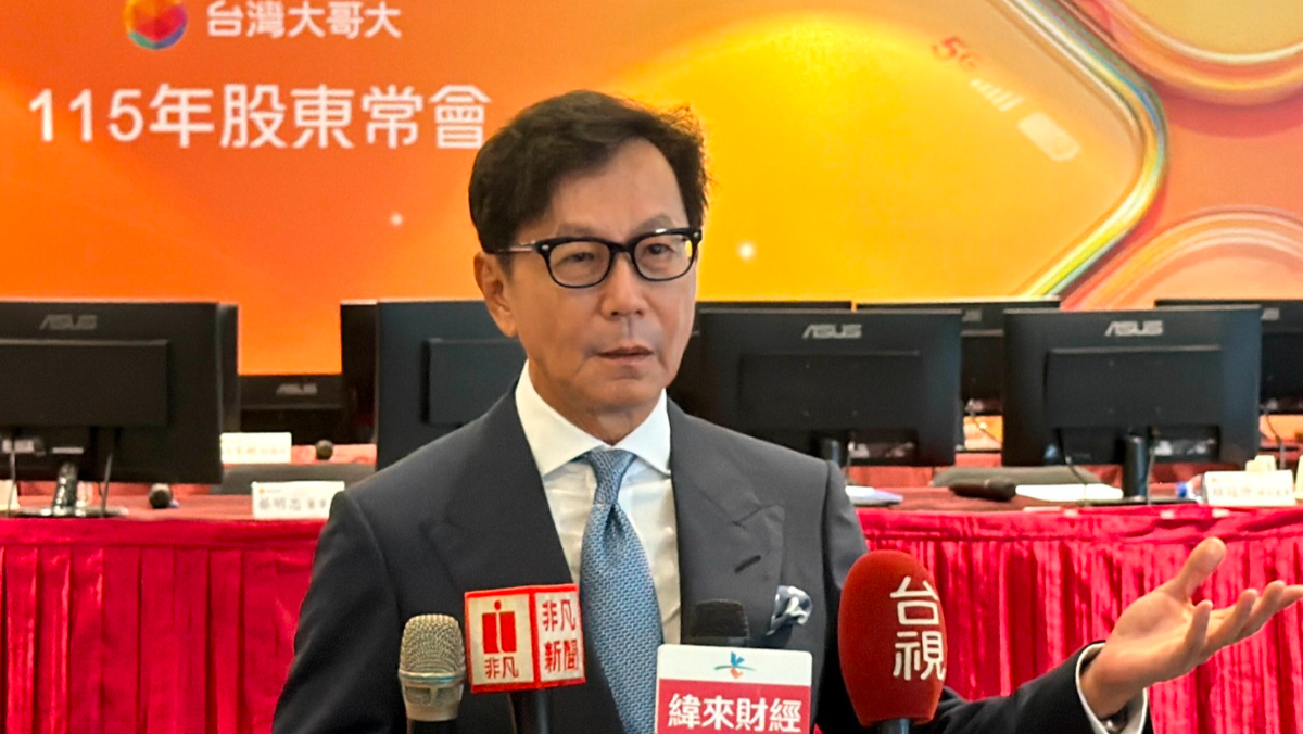 蔡明忠：台灣電信基地台密度高　衛星直...