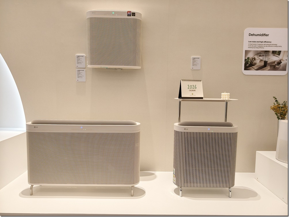 LG PuriCare Wall F...
