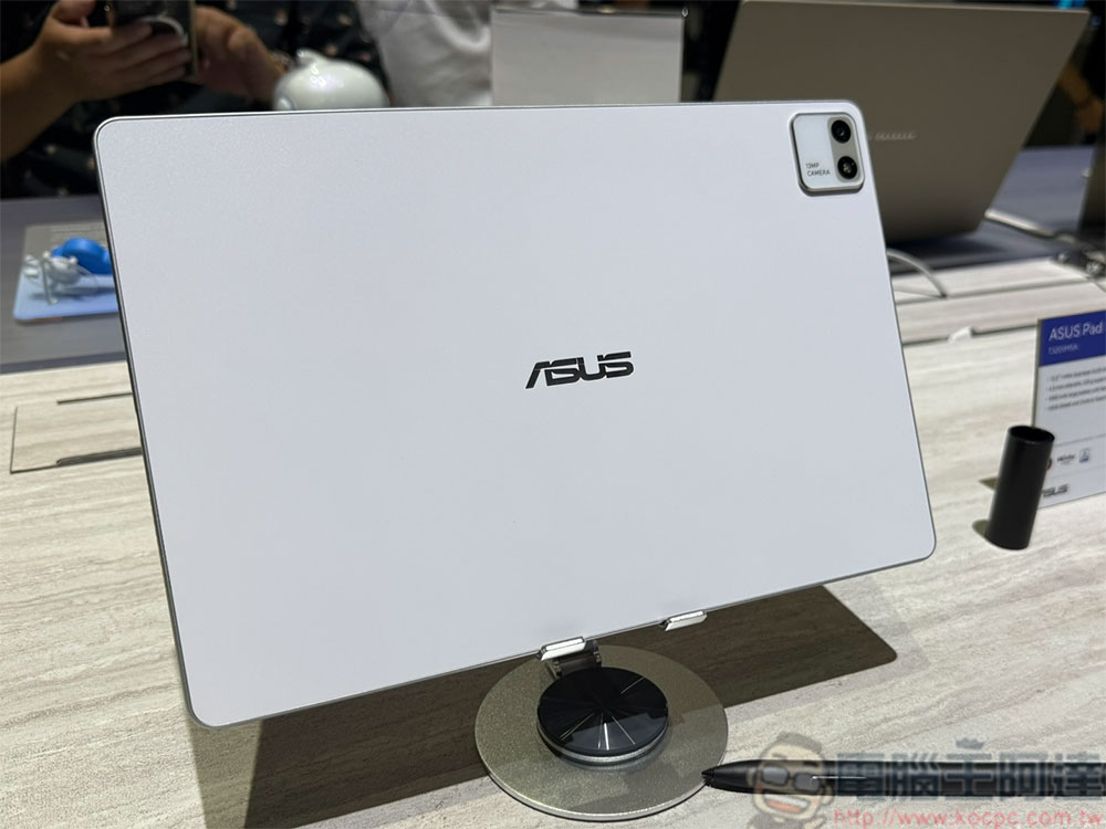 華碩重返平板市場，全新 ASUS P...
