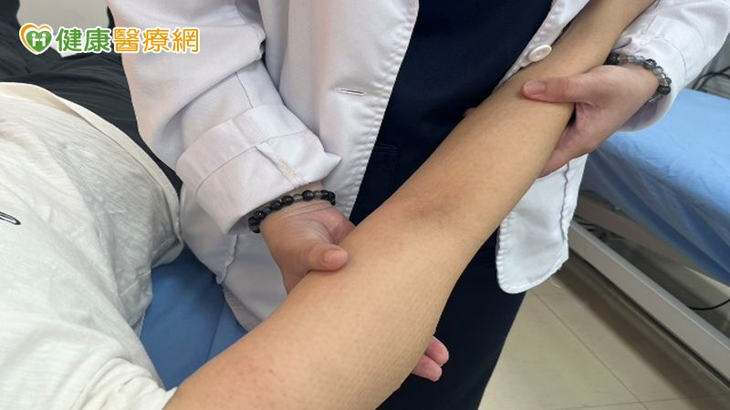 乳癌術後手臂淋巴水腫　醫師教簡易自我...