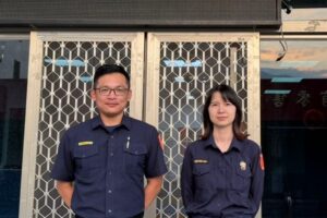 民眾機車故障臺9線  玉警即時伸援解...