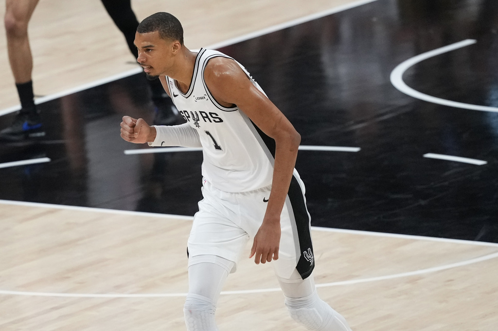 NBA》天才只能靠自己？馬刺前輩談文...
