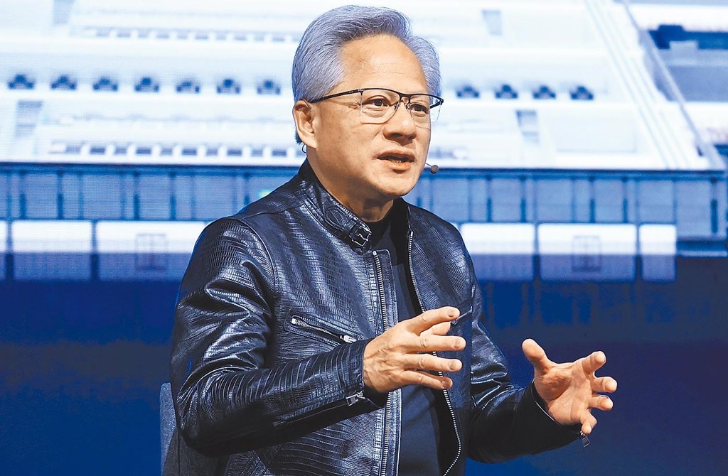 黃仁勳直播舉起它「股價3分鐘拉漲停」 網驚：最強帶貨王