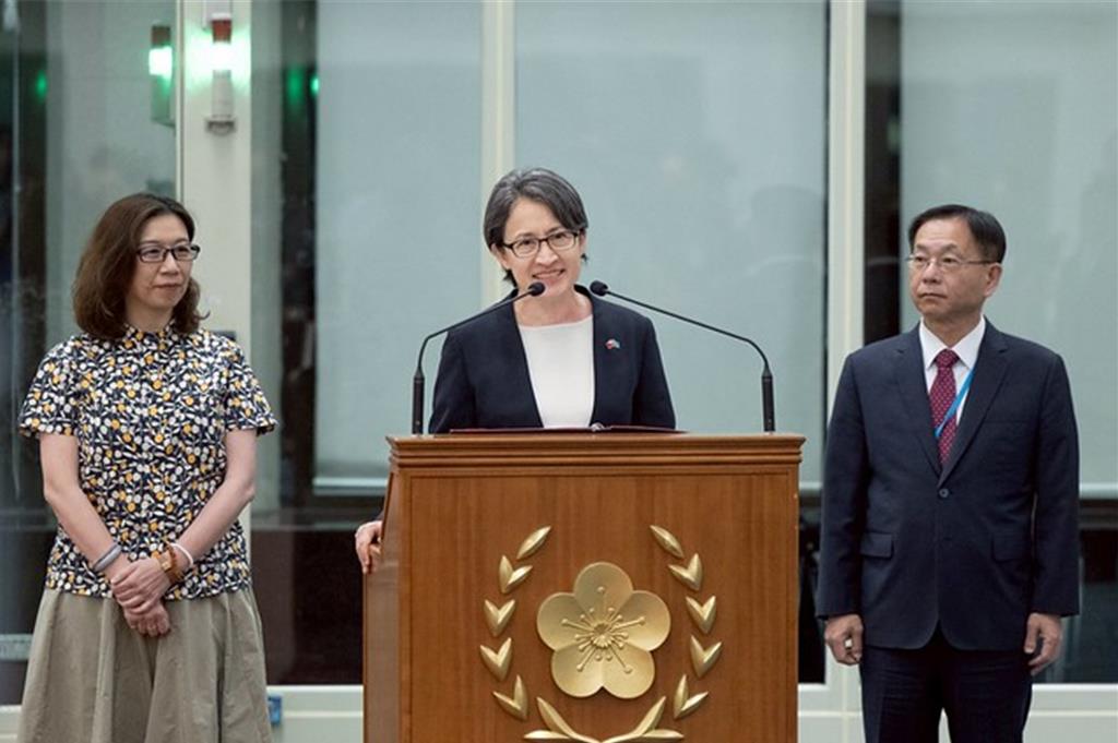 蕭美琴「帛榮專案」圓滿落幕！深化台帛...
