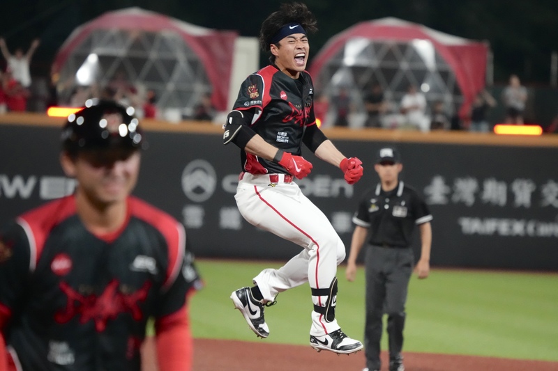 張祐嘉敲再見安　助味全龍延長賽險勝（2） (圖)