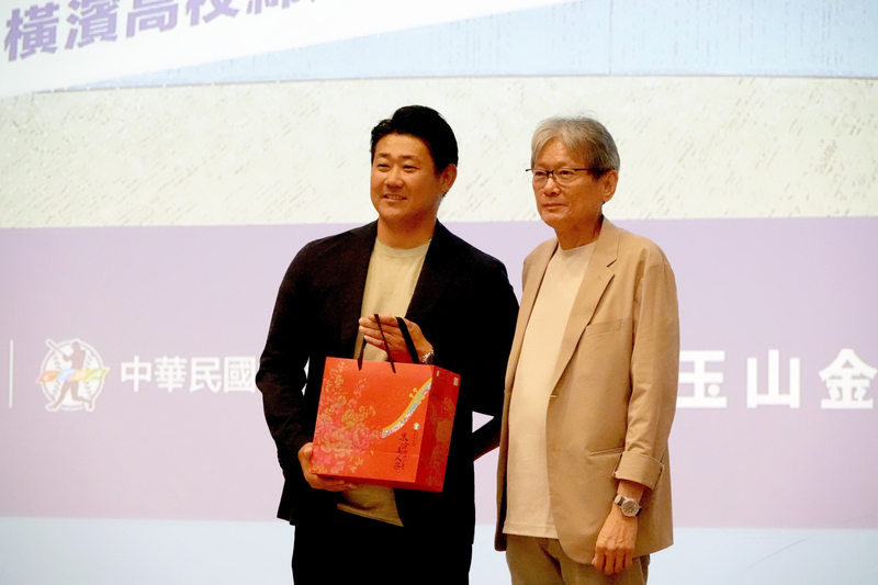 玉山盃青棒賽開幕式　松坂大輔與郭泰源...