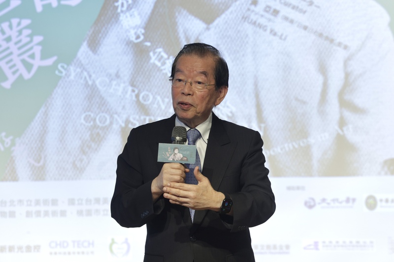 「共時的星叢」赴日開展　謝長廷出席支...