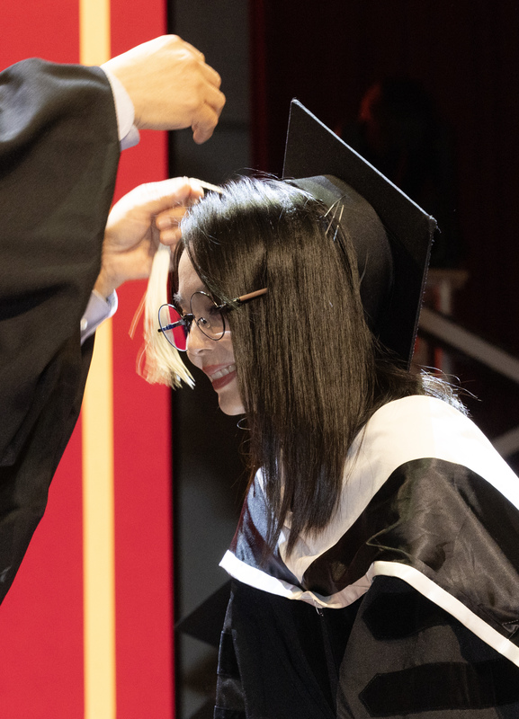 世新大學畢典　孫淑媚接受撥穗祝福 (圖)