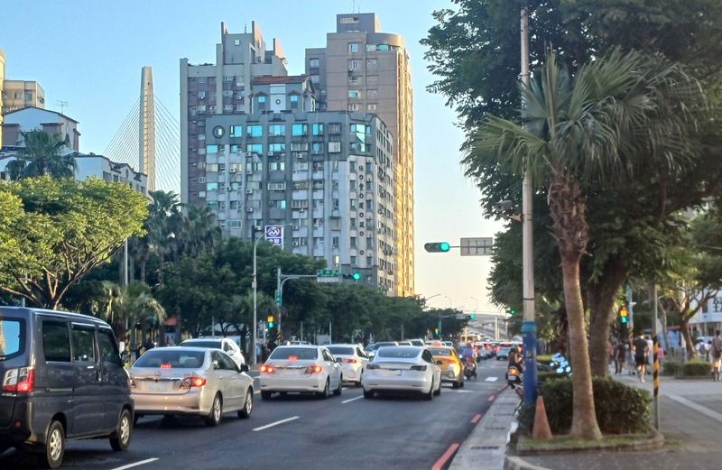 淡江大橋通車效益大 (圖)