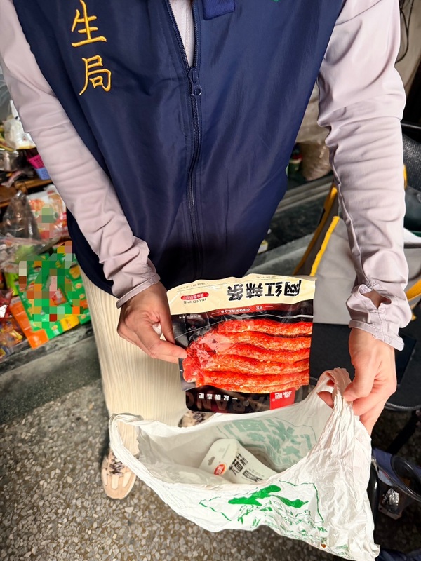 高市衛生局赴攤商住處查獲中國製食品 ...
