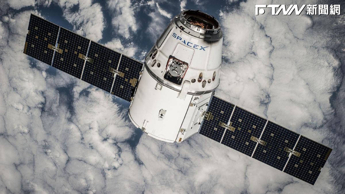 SpaceX上市倒數！低軌衛星紅通通...