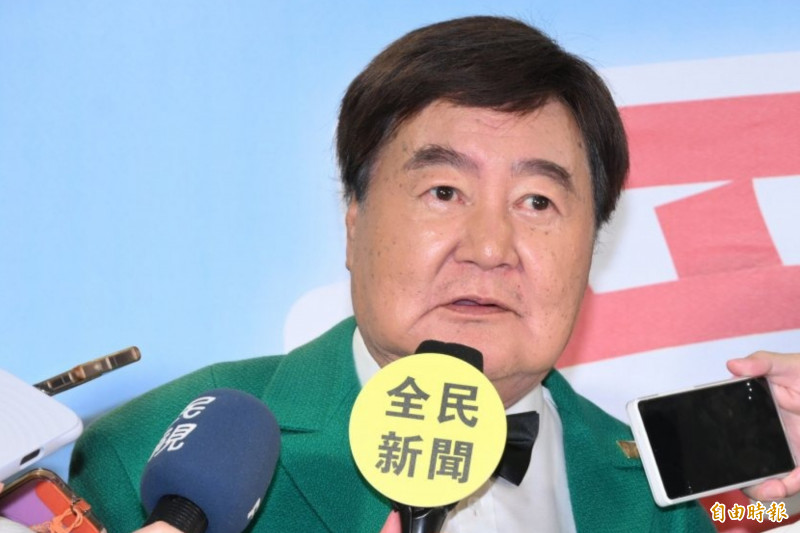 （影）親舅方駿開砲「全家都怪咖」 狄...