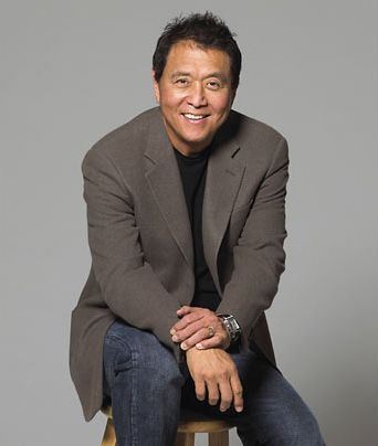 現金是垃圾？《富爸爸》作者：存錢是輸家　點名「4資產」保值成贏家