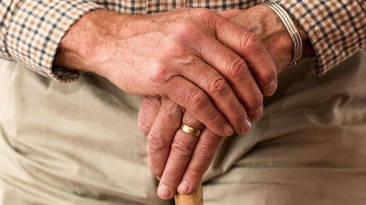 性壓抑太久？中國已婚男赴日本…猥褻當地14名老翁！嫌犯妻：會等他回來